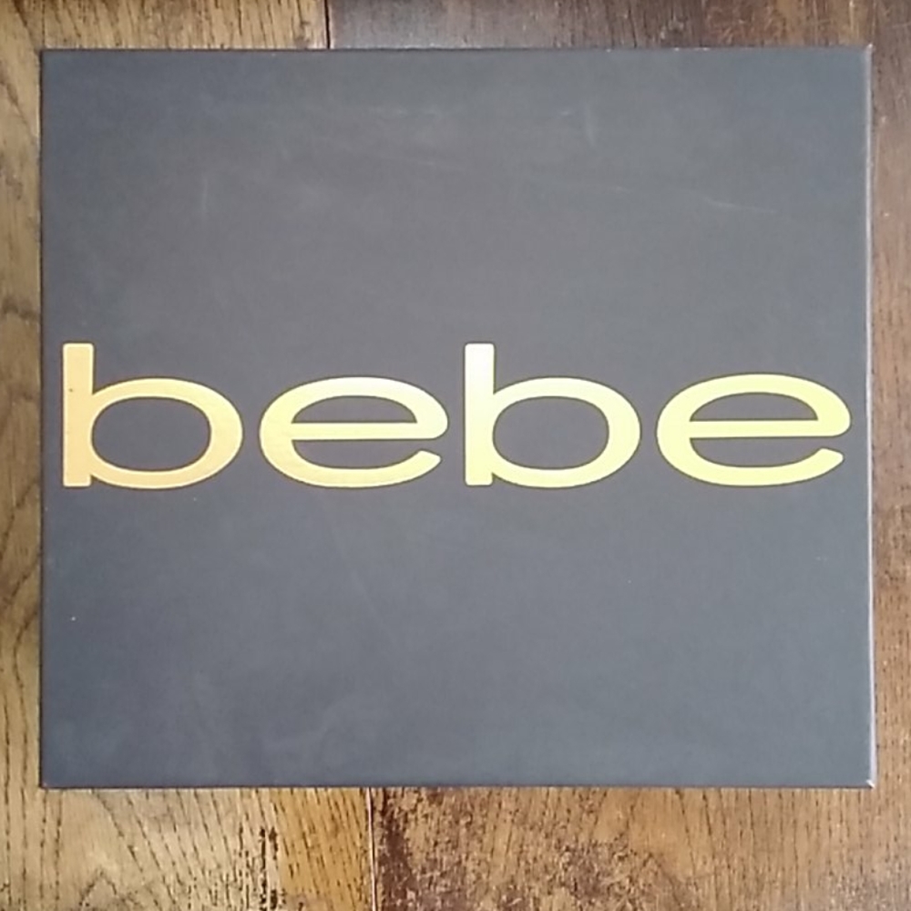 bebe Loela Pointy Toe 5.5" Pump Size 9 - Picture 10 of 11
